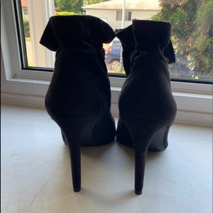 Carlos Santana reign black boot heels